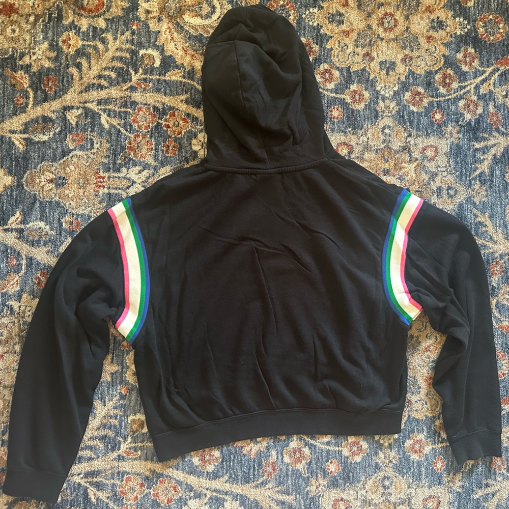 NWOT Nike heritage hoodie women’s black with colorful shoulder trim size large - Picture 2 of 6